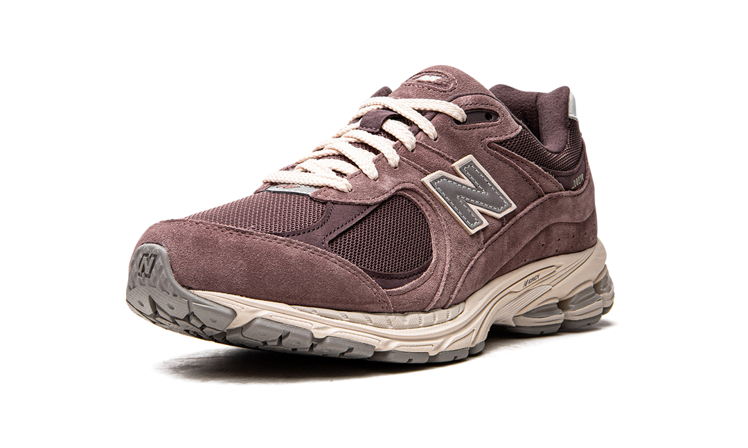 NEW BALANCE 2002R BLACK FIG