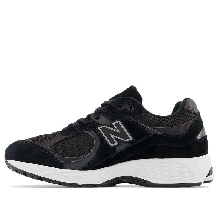 NEW BALANCE 2002R BLACK GUNMETAL