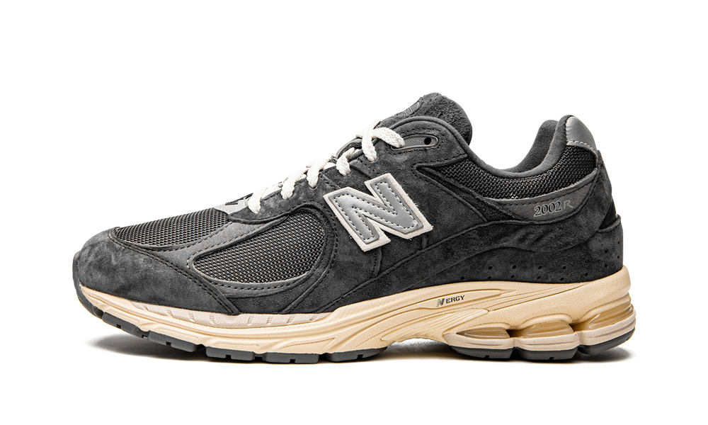 NEW BALANCE 2002R BLACK — Stock #2