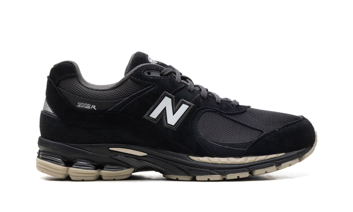 NEW BALANCE 2002R BLACK OAT
