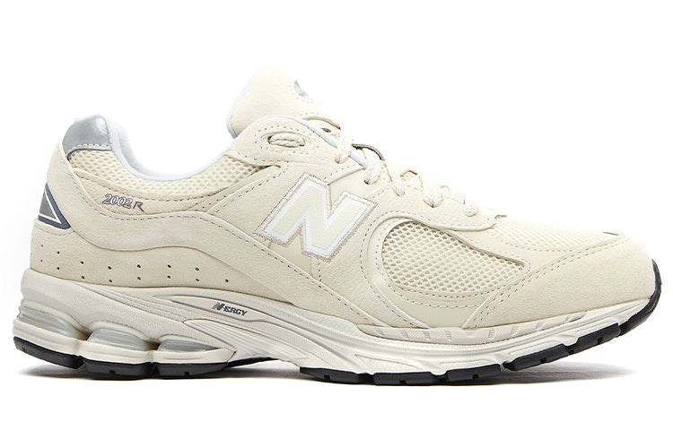 NEW BALANCE 2002R BONE LIGHT ALUMINUM — Stock 