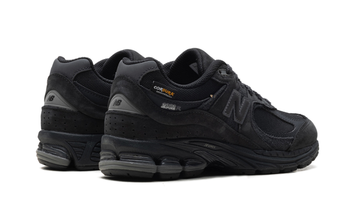NEW BALANCE 2002R CORDURA PHANTOM BLACK