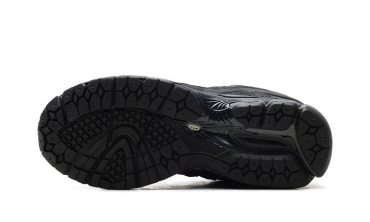 NEW BALANCE 2002R CORDURA PHANTOM BLACK