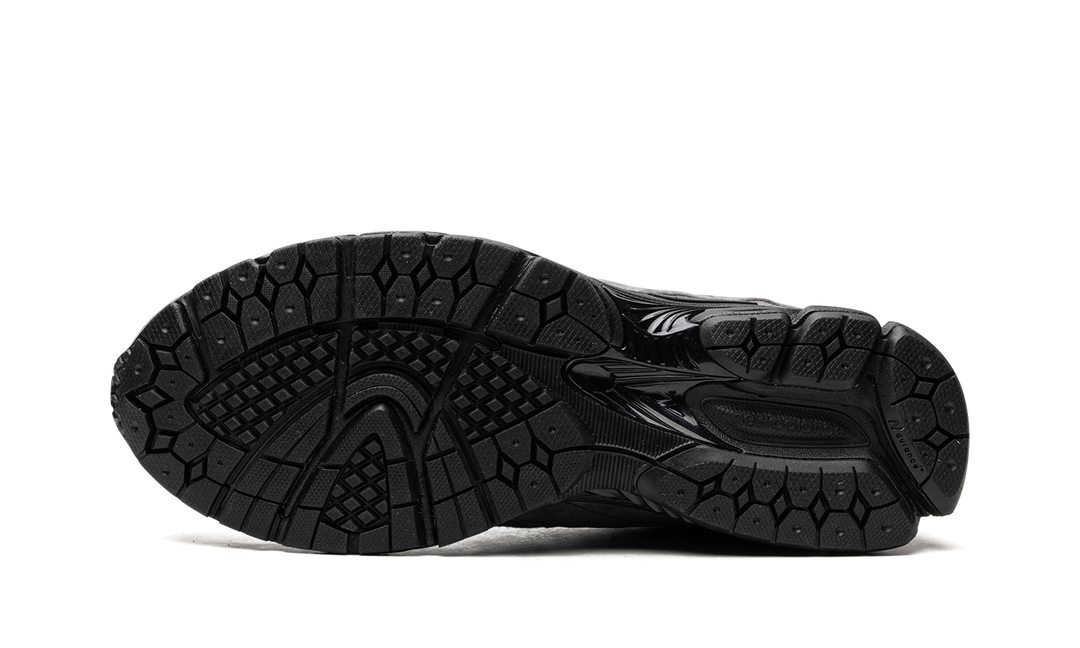 NEW BALANCE 2002R GORE-TEX X JJJJOUND CHARCOAL — Stock 