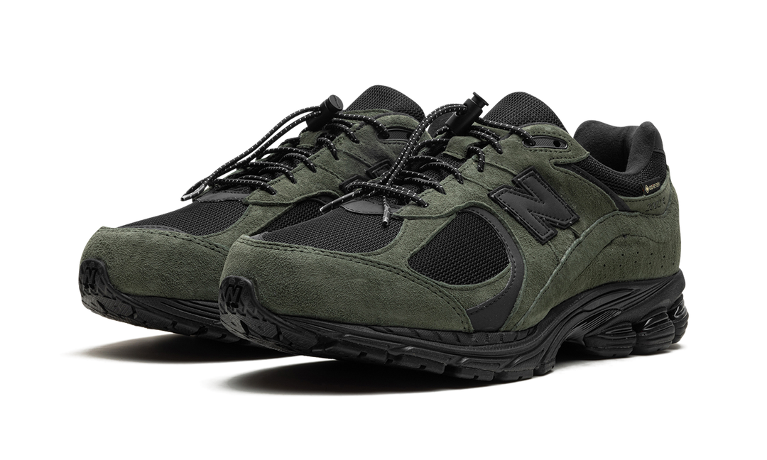 NEW BALANCE 2002R GORE-TEX X JJJJOUND PINE — Stock 