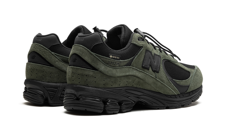 NEW BALANCE 2002R GORE-TEX X JJJJOUND PINE — Stock 