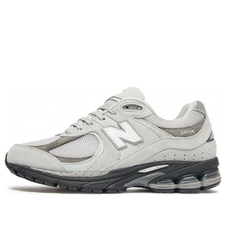 NEW BALANCE 2002R &