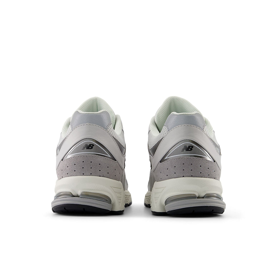 NEW BALANCE 2002R GREY MATTER