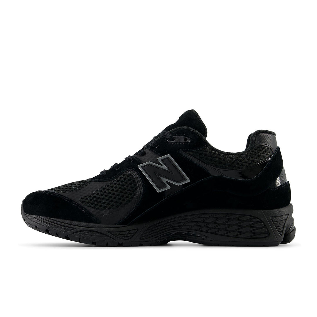 NEW BALANCE 2002R MESH BLACK METALLIC