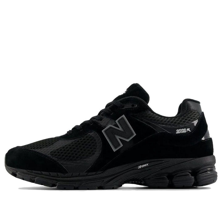 NEW BALANCE 2002R MESH BLACK METALLIC