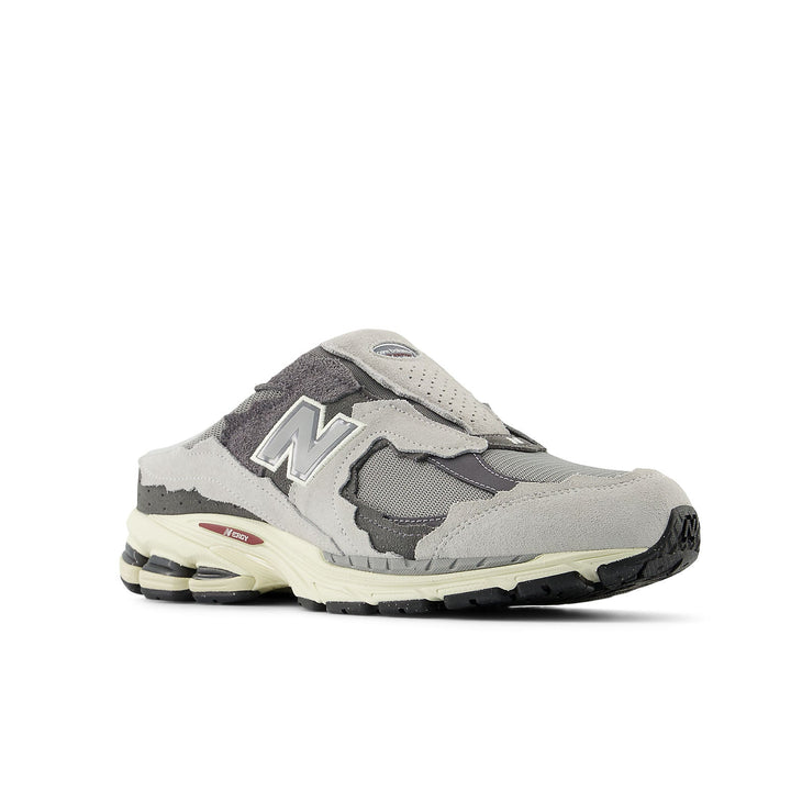 NEW BALANCE 2002R MULE PROTECTION PACK RAIN CLOUD