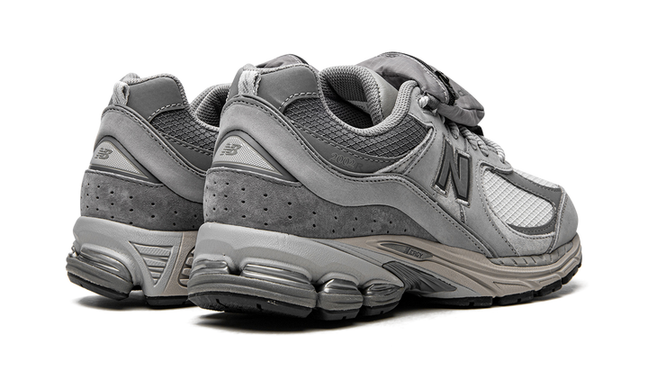 NEW BALANCE 2002R POCKET GREY