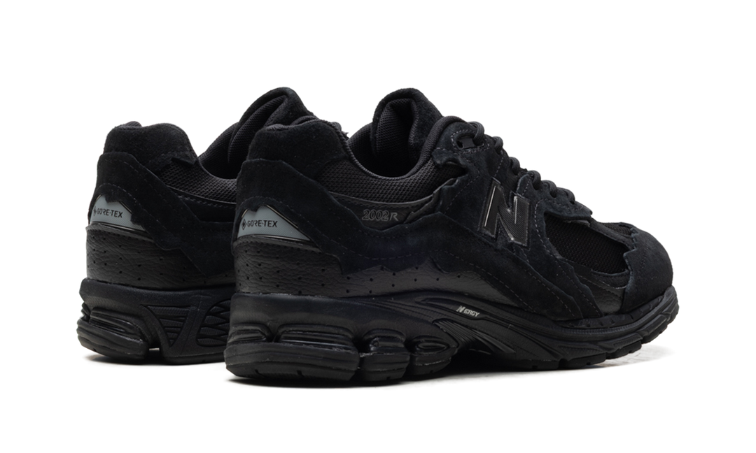 NEW BALANCE 2002R PROTECTION PACK BLACK