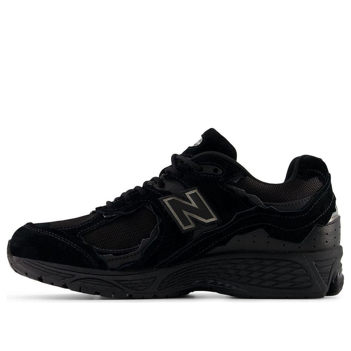 NEW BALANCE 2002R PROTECTION PACK BLACK