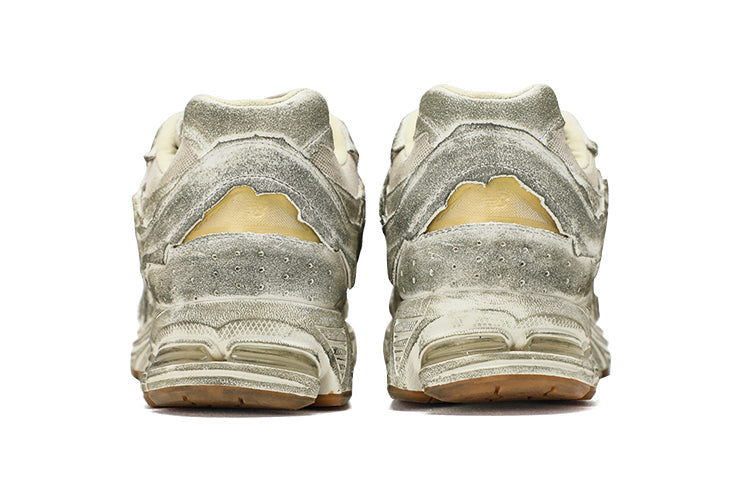 NEW BALANCE 2002R PROTECTION PACK DISTRESSED