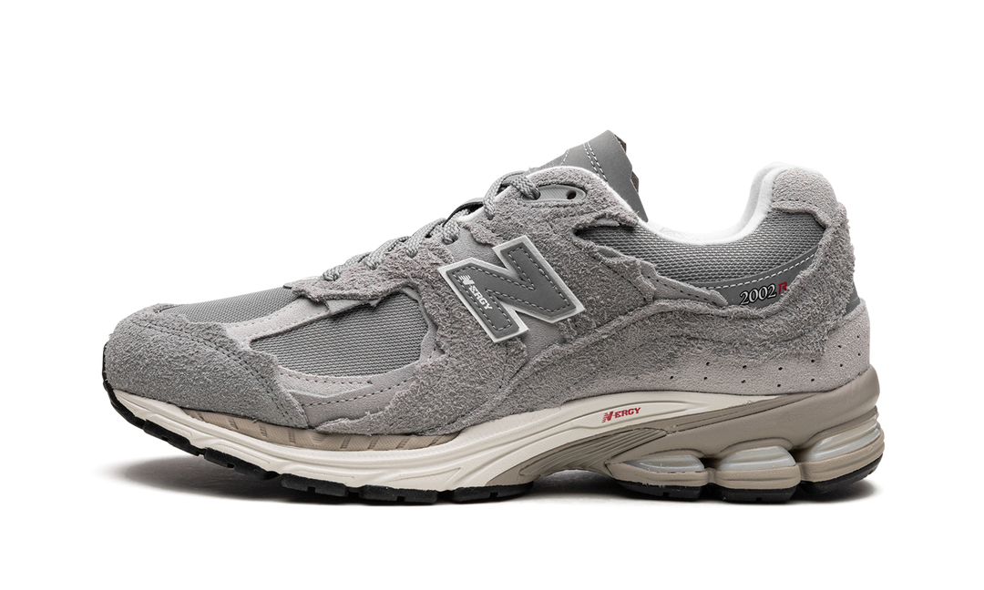 NEW BALANCE 2002R &