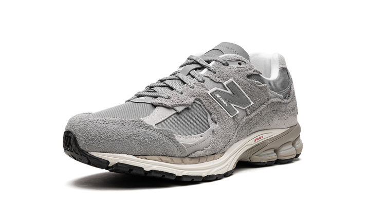 NEW BALANCE 2002R &