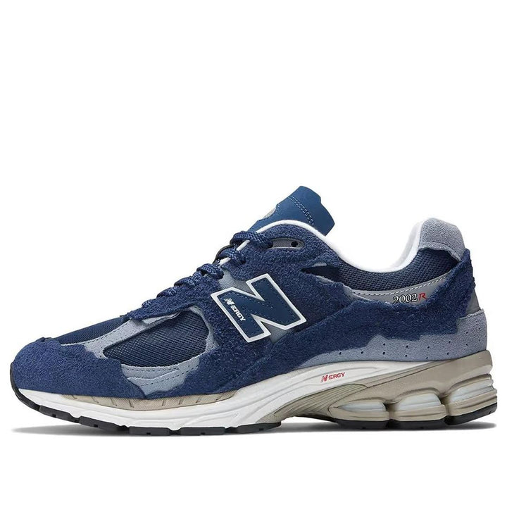NEW BALANCE 2002R &