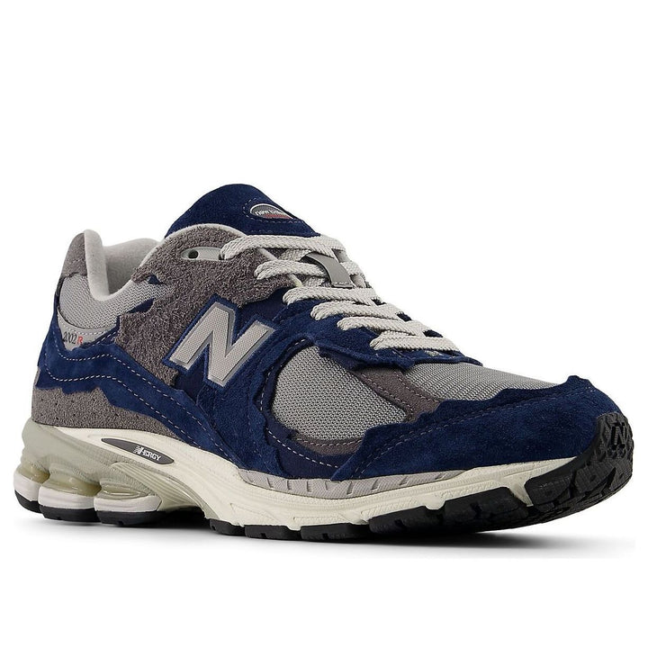 NEW BALANCE 2002R PROTECTION PACK NAVY RAINCLOUD