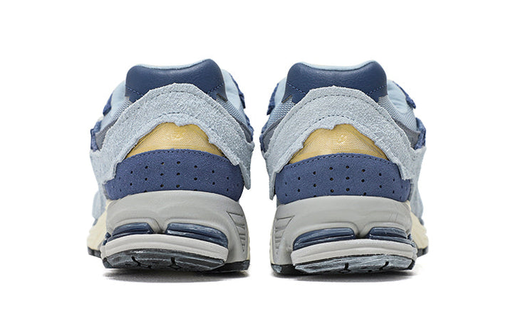 NEW BALANCE 2002R PROTECTION PACK PURPLE — Stock 