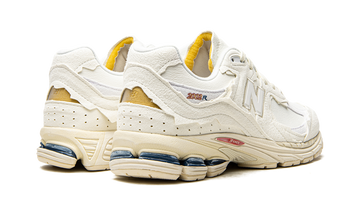 NEW BALANCE 2002R PROTECTION PACK SEA SALT