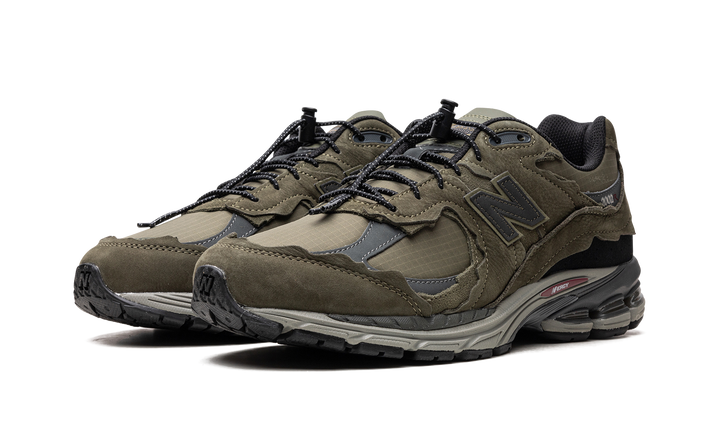 NEW BALANCE 2002R RIPSTOP PROTECTION PACK OLIVE