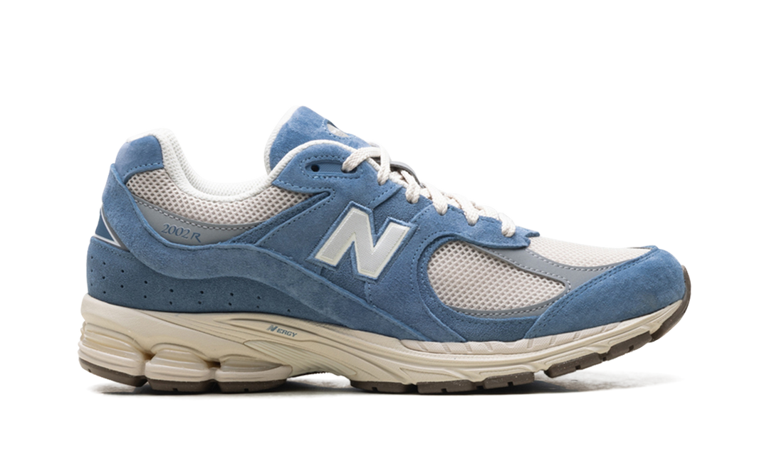 NEW BALANCE 2002R &