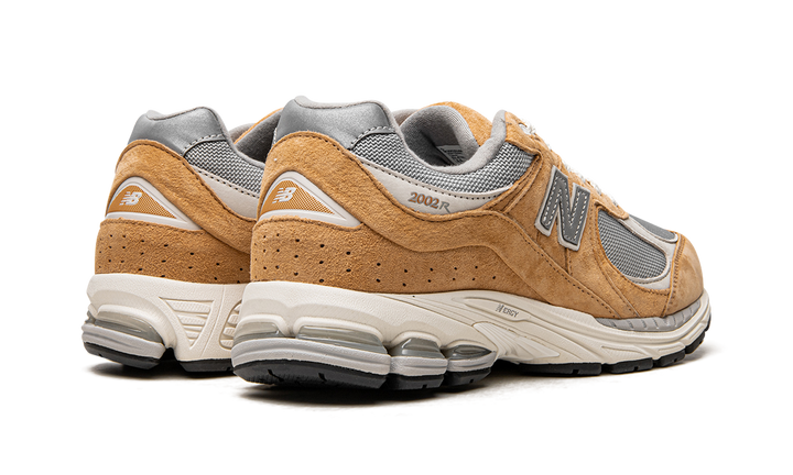 NEW BALANCE 2002R SWEET CARAMEL