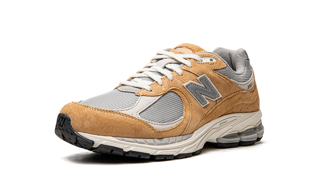 NEW BALANCE 2002R SWEET CARAMEL