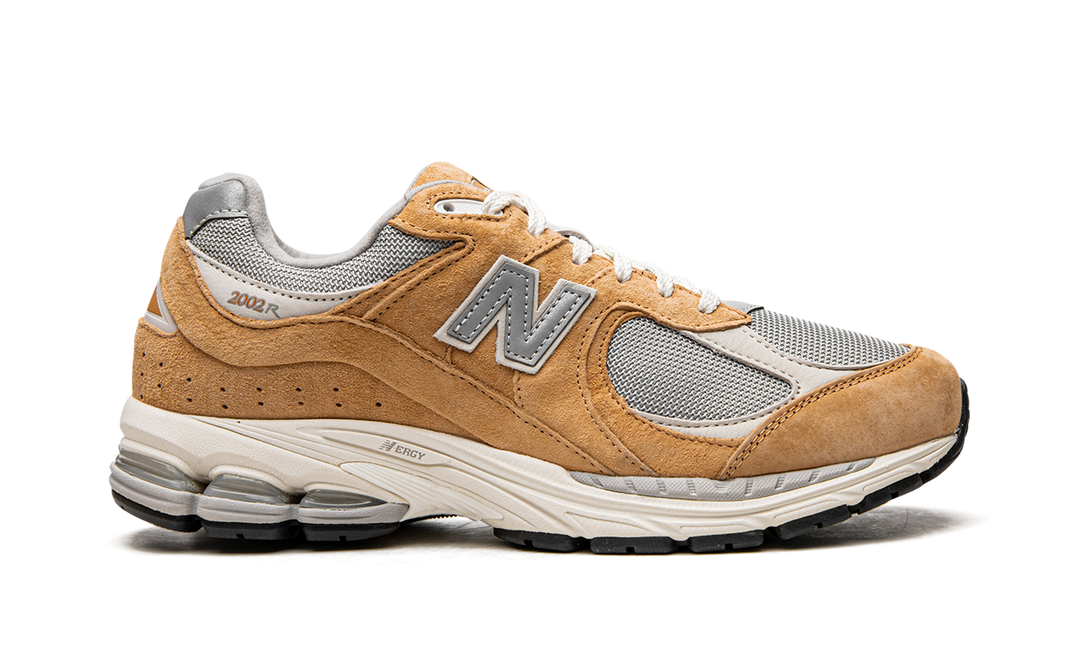 NEW BALANCE 2002R SWEET CARAMEL