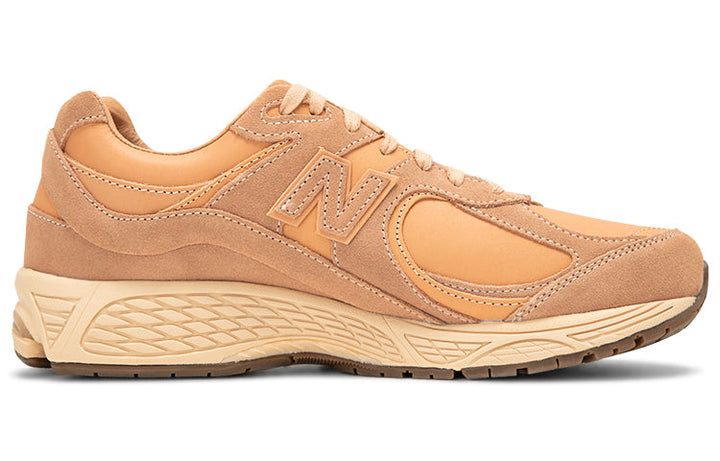 NEW BALANCE 2002R TOAST TAWNY BIRCH