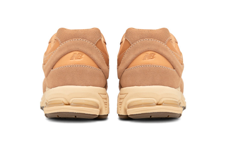 NEW BALANCE 2002R TOAST TAWNY BIRCH