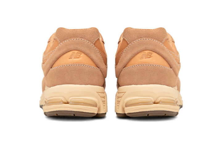 NEW BALANCE 2002R TOAST TAWNY BIRCH