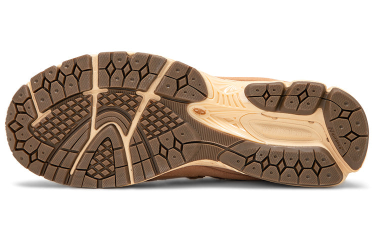 NEW BALANCE 2002R TOAST TAWNY BIRCH