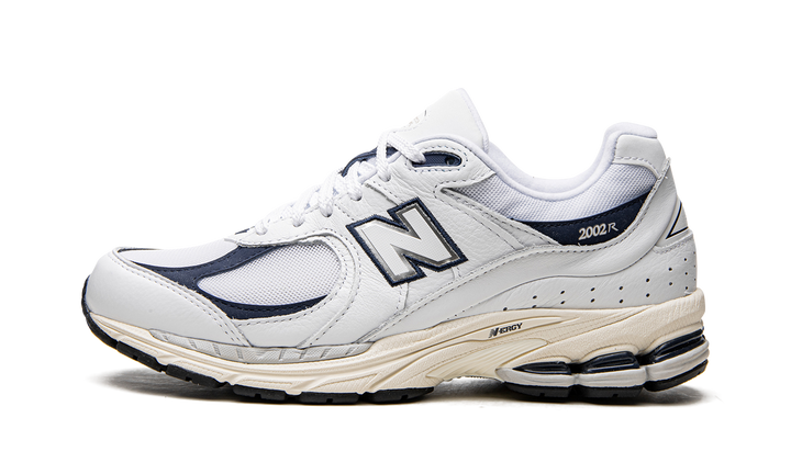 NEW BALANCE 2002R &