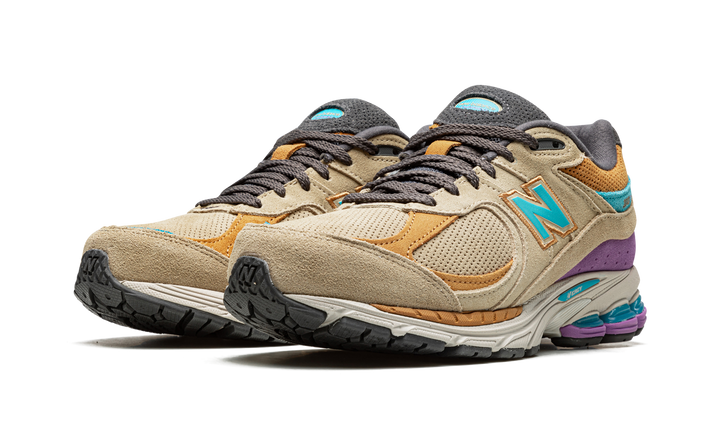 NEW BALANCE 2002R X J.CREW INCENSE