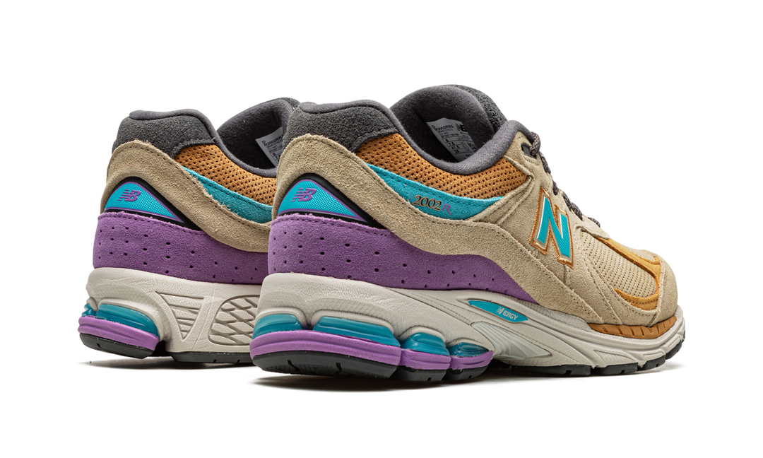 NEW BALANCE 2002R X J.CREW INCENSE