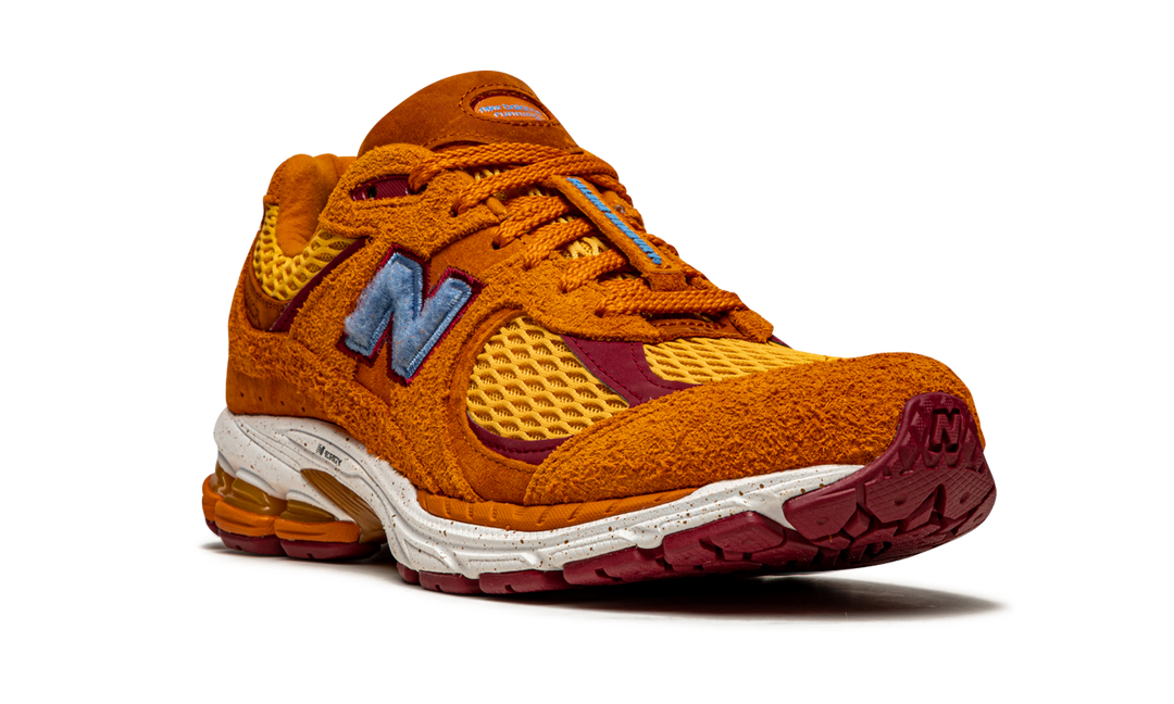 NEW BALANCE 2002R X SALEHE BEMBURY ORANGE — Stock 