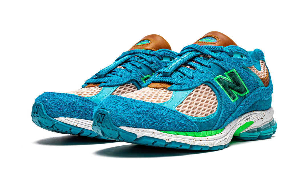 NEW BALANCE 2002R X SALEHE BEMBURY WATER BE THE GUIDE