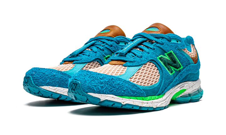 NEW BALANCE 2002R X SALEHE BEMBURY WATER BE THE GUIDE