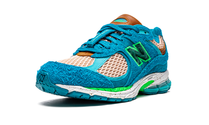 NEW BALANCE 2002R X SALEHE BEMBURY WATER BE THE GUIDE