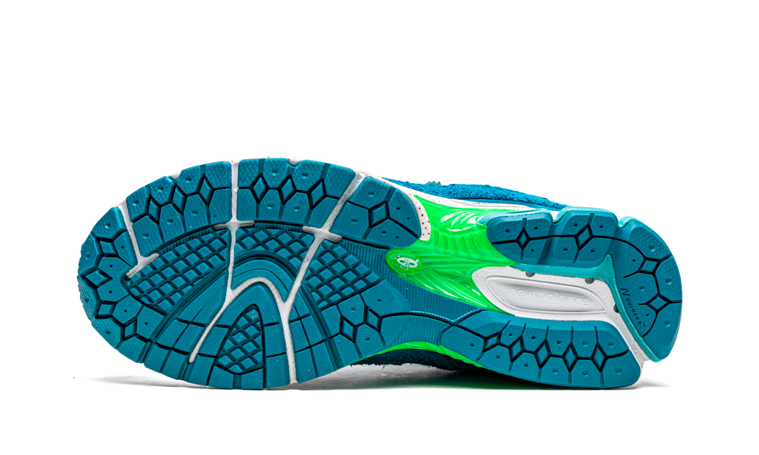 NEW BALANCE 2002R X SALEHE BEMBURY WATER BE THE GUIDE
