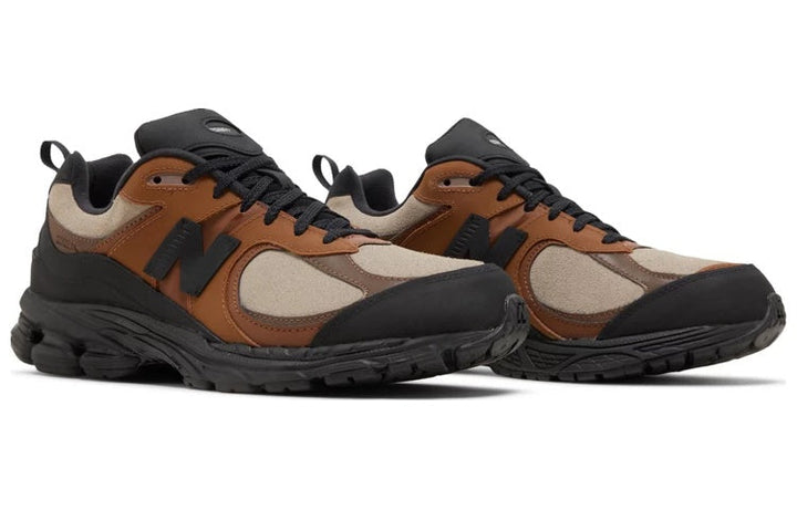 NEW BALANCE 2002R X THE BASEMENT EARTH BROWN
