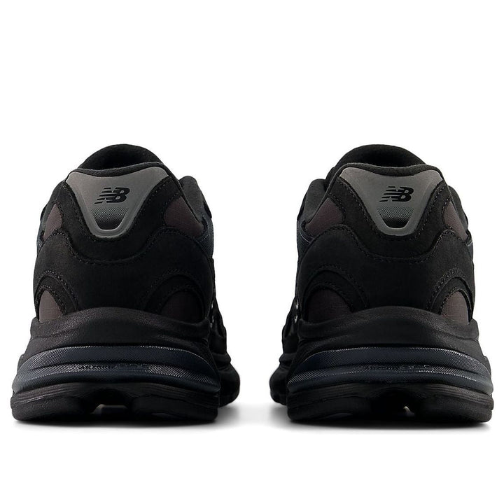 NEW BALANCE 2010 BLACK FADED BLACK