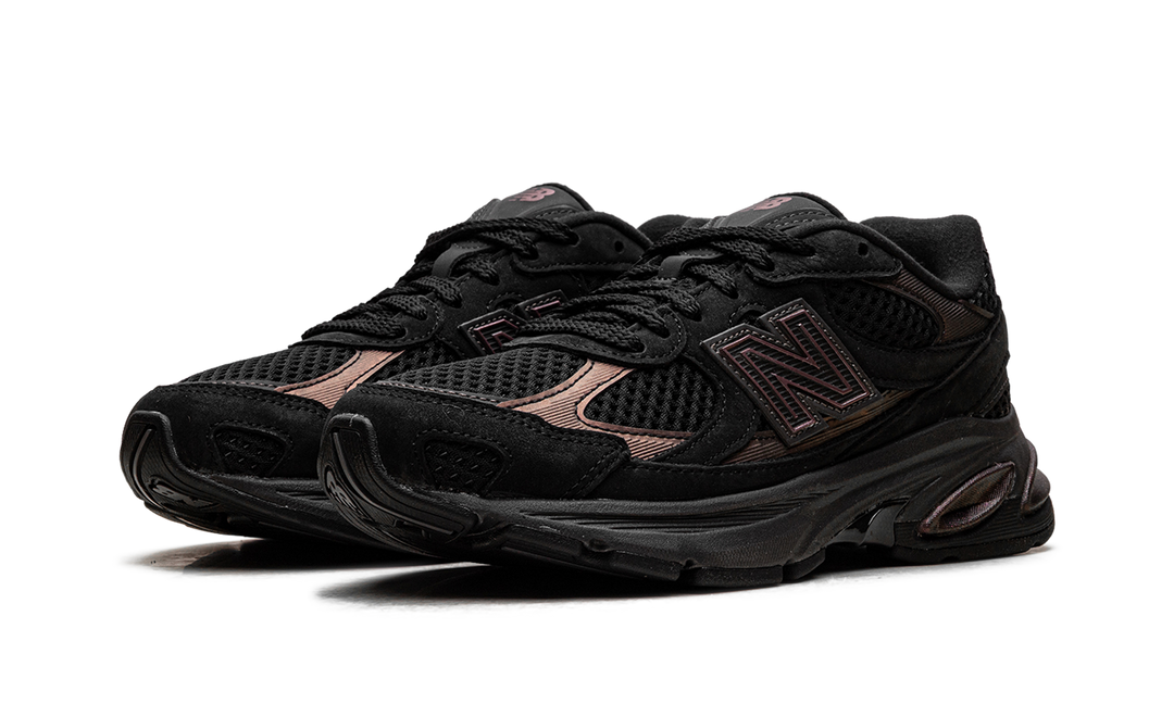 NEW BALANCE 2010 BLACK IRIDESCENT