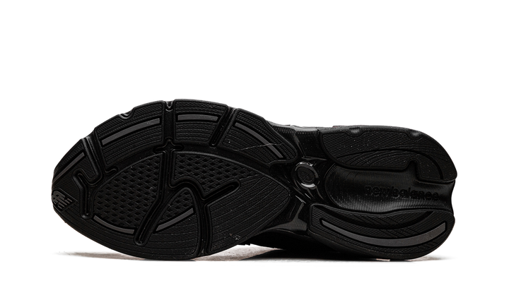 NEW BALANCE 2010 BLACK IRIDESCENT