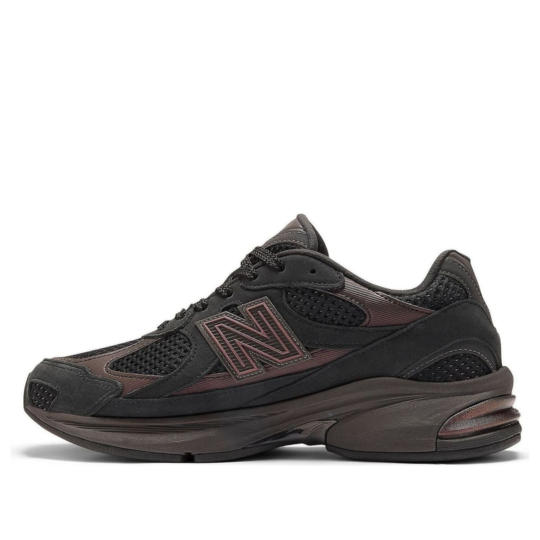 NEW BALANCE 2010 BLACK IRIDESCENT