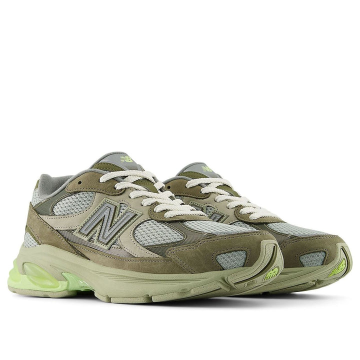 NEW BALANCE 2010 COVERT GREEN DRY LIME