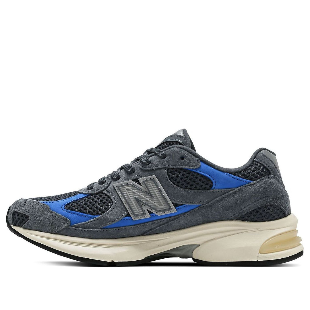 NEW BALANCE 2010 LIBERAIDERS X UNIK WALK TOGETHER, BONDED BY TRUE FRIENDSHIP