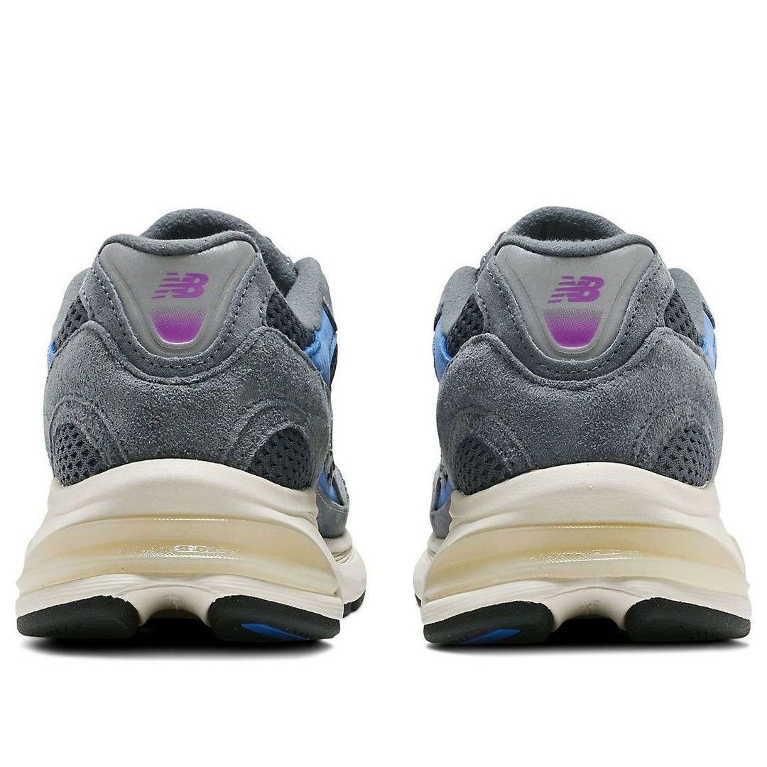 NEW BALANCE 2010 LIBERAIDERS X UNIK WALK TOGETHER, BONDED BY TRUE FRIENDSHIP
